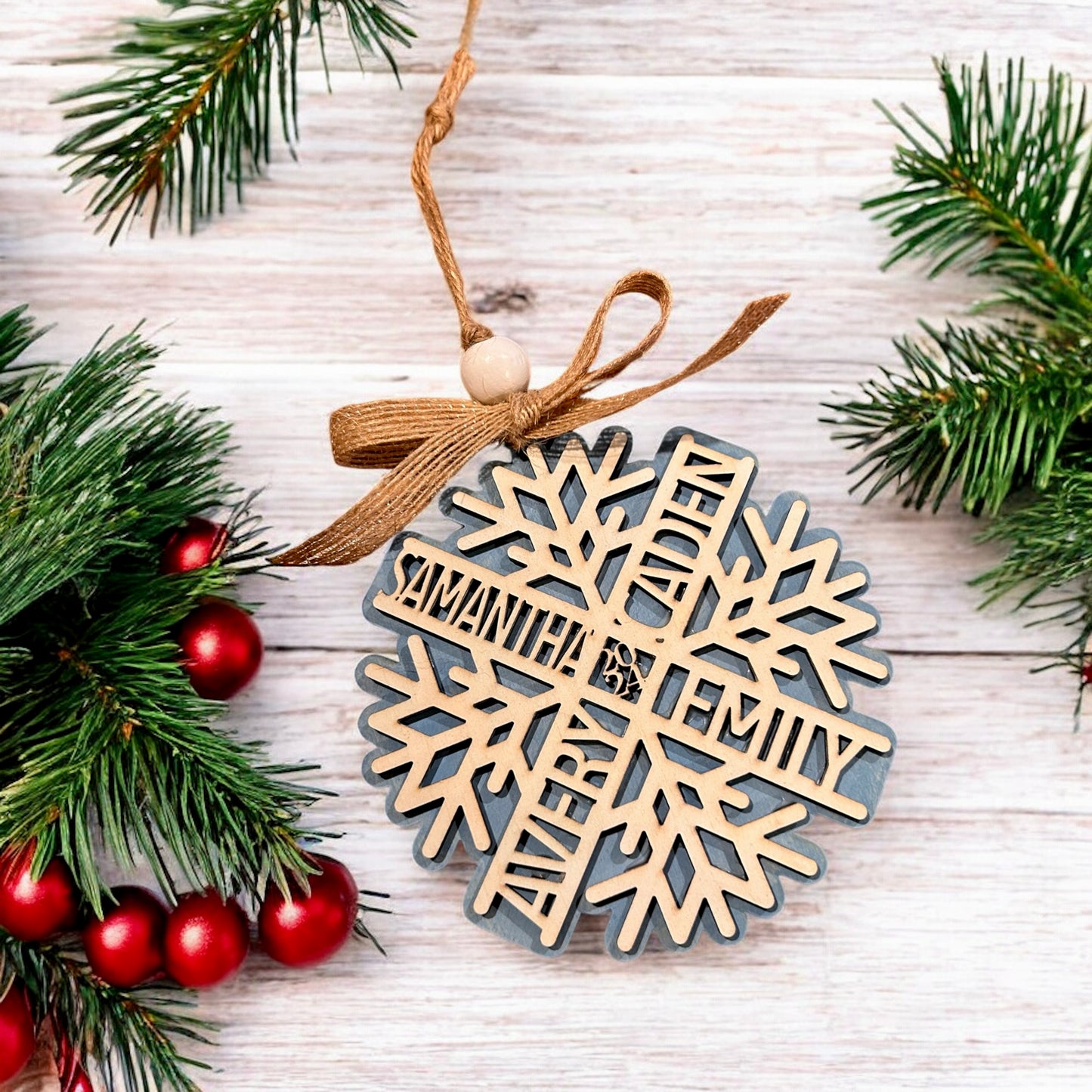 Family Names Snowflake Ornament – Personalized Christmas Keepsake for Up to 12 Names